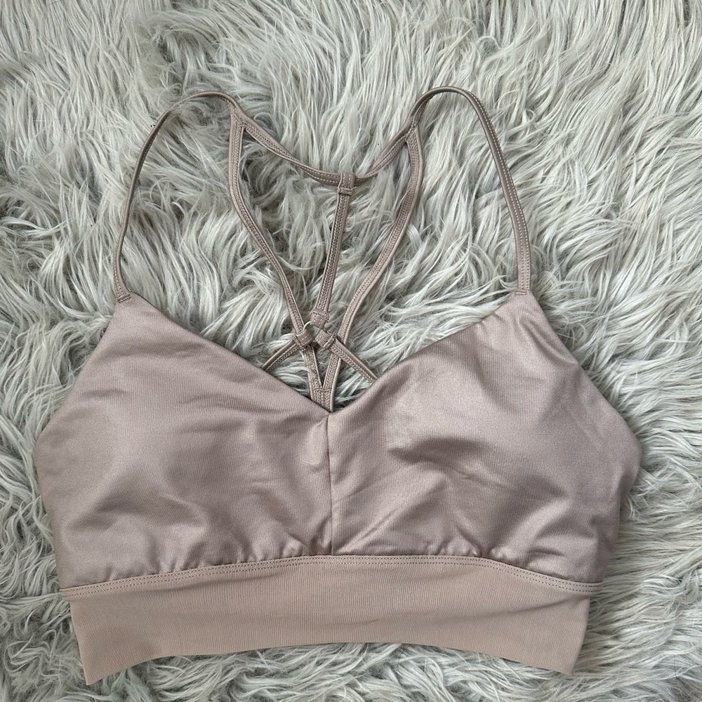ALO Yoga Lavish Sports Bra M